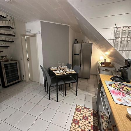 Zentrale Maisonette Mit Buero & Parkplatz Грисхайм Экстерьер фото